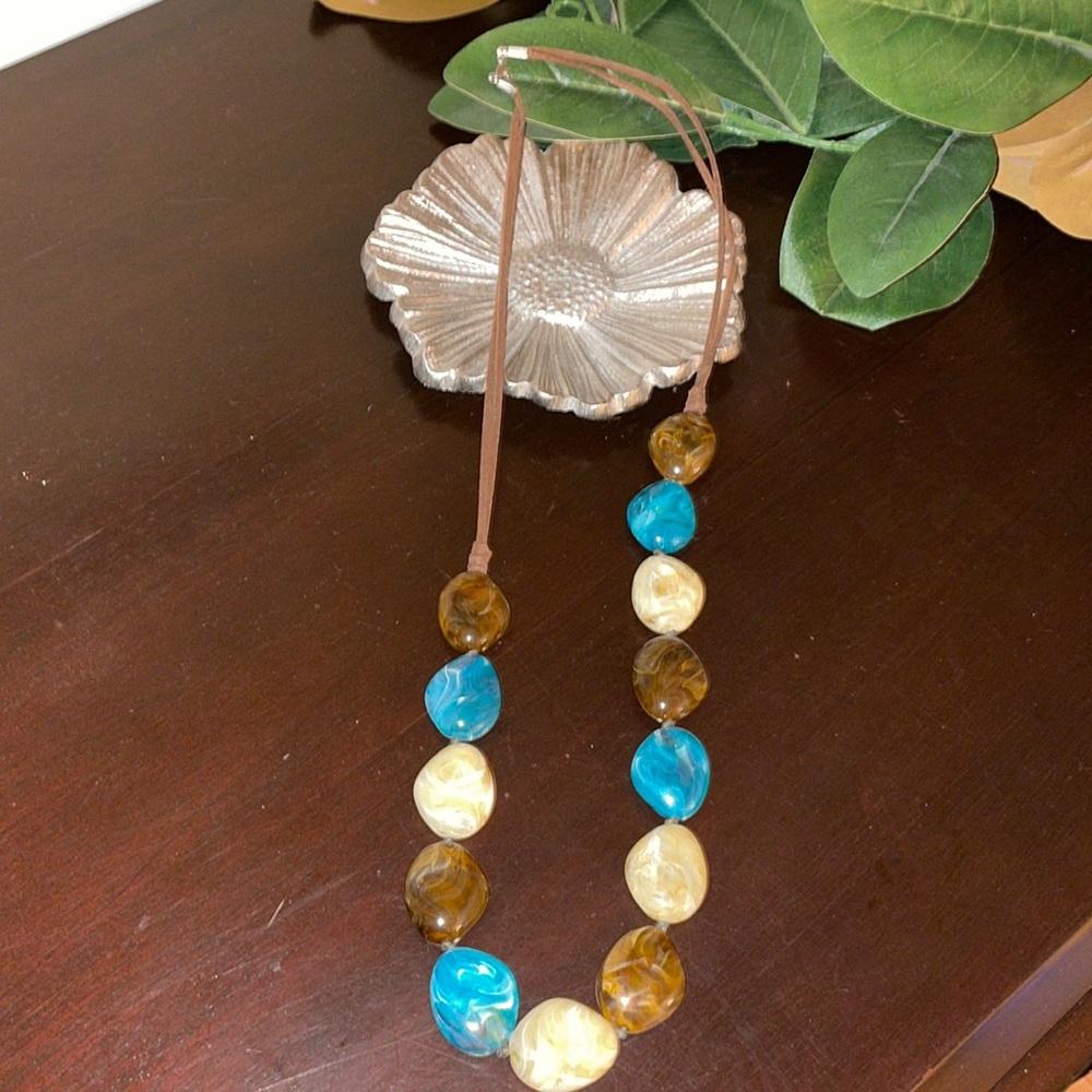 Beaded necklace